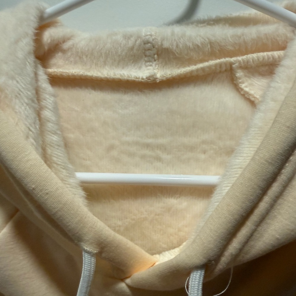 Cream Women’s Hoodie Sweater - Picture 3 of 4